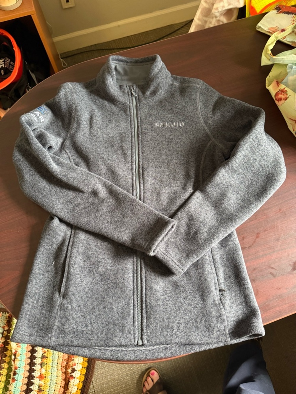 KUIU basecamp sweater grey